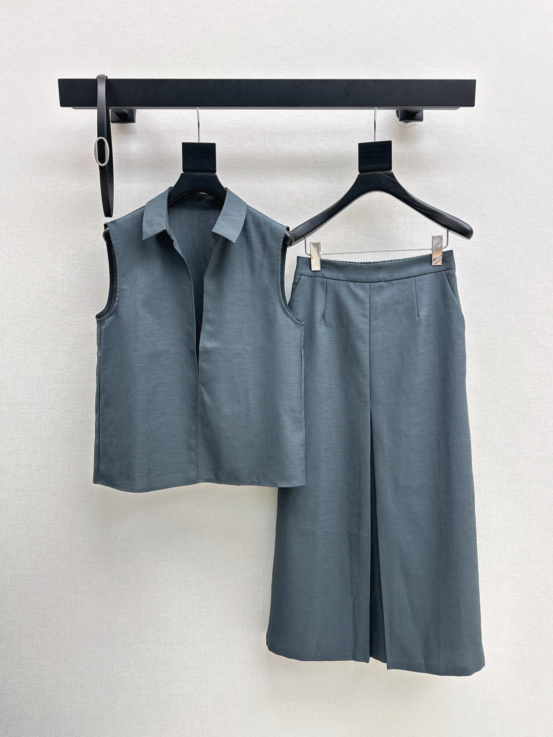 Loro 25ss vest set