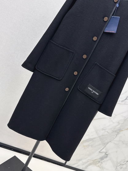 Louis 25fw reversible coat