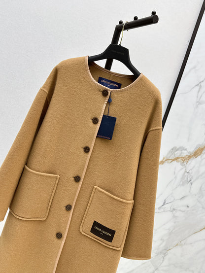 Louis 25fw reversible coat