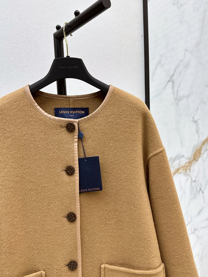Louis 25fw reversible coat