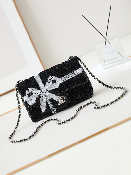 Chan shoulder bag