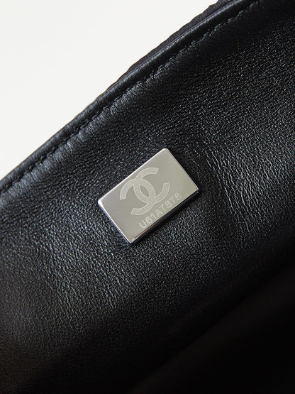 Chan shoulder bag