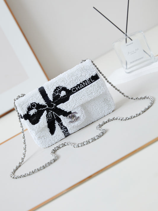 Chan shoulder bag