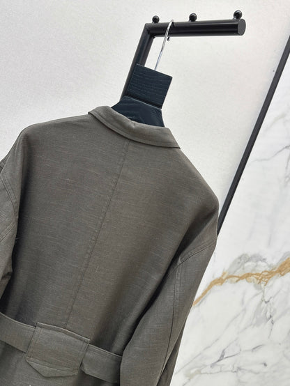 Loro 25fw old money coat
