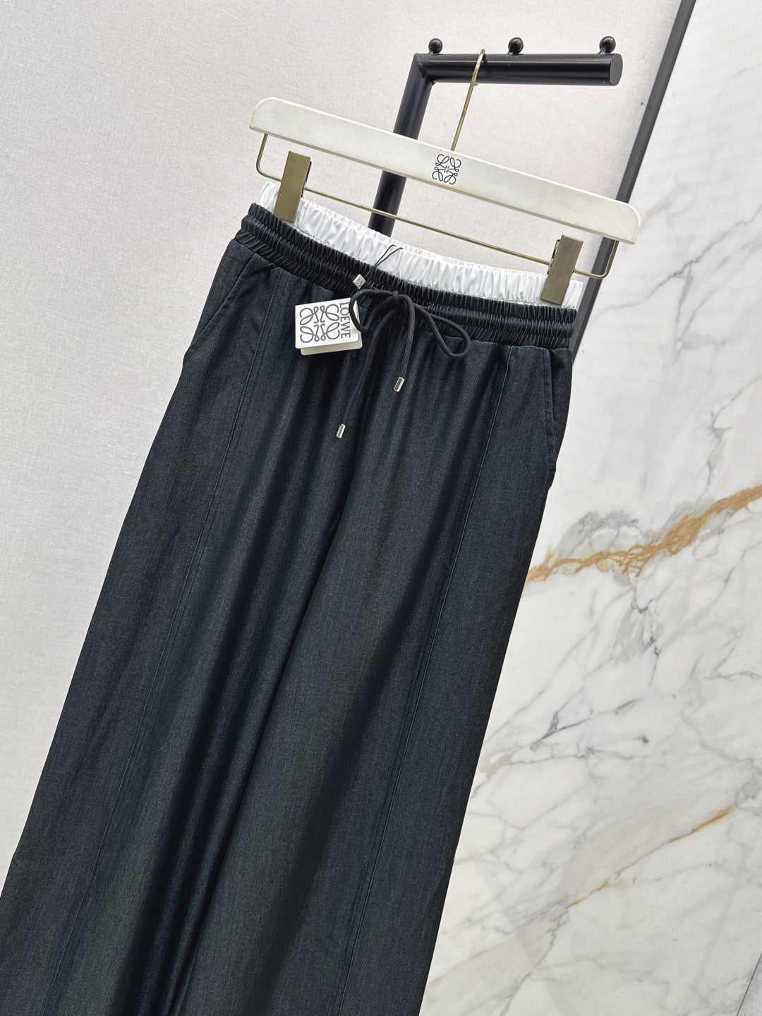 Loe 25fw pants