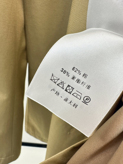 CD 25fw trench coat