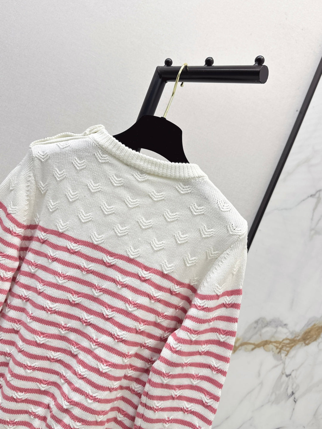 Chan 25fw knitted sweater