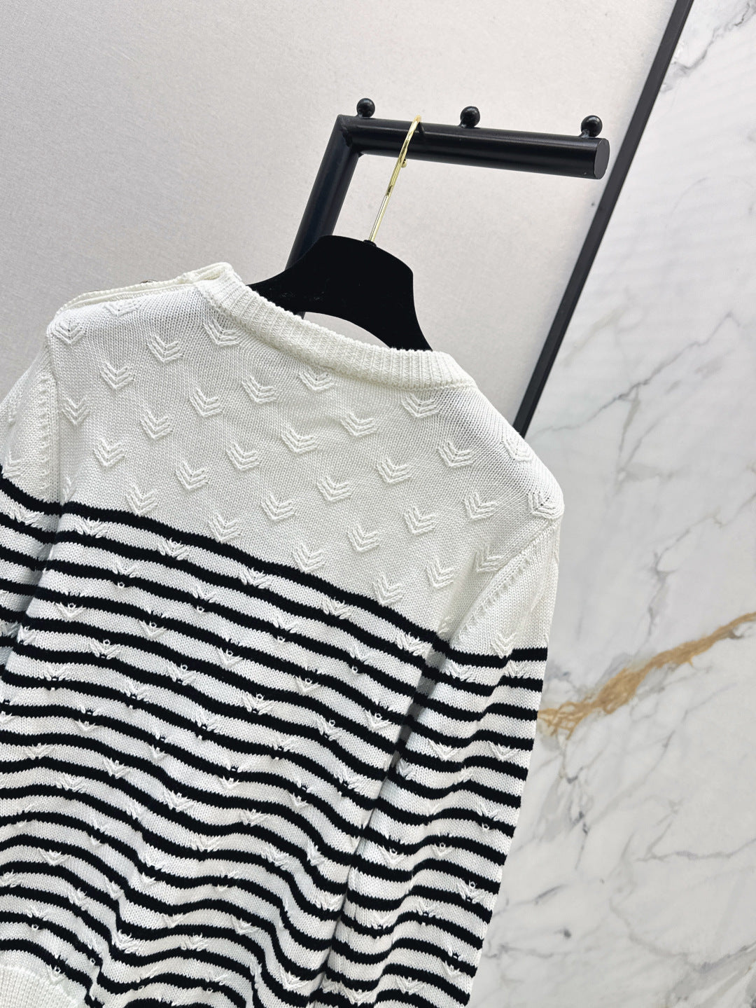 Chan 25fw knitted sweater