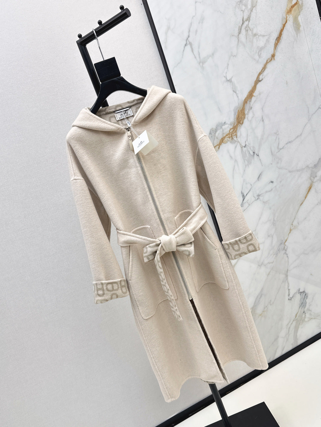 Herm 25fw cashmere coat
