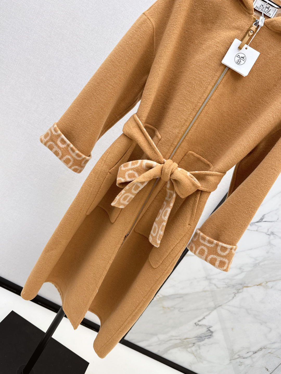 Herm 25fw cashmere coat