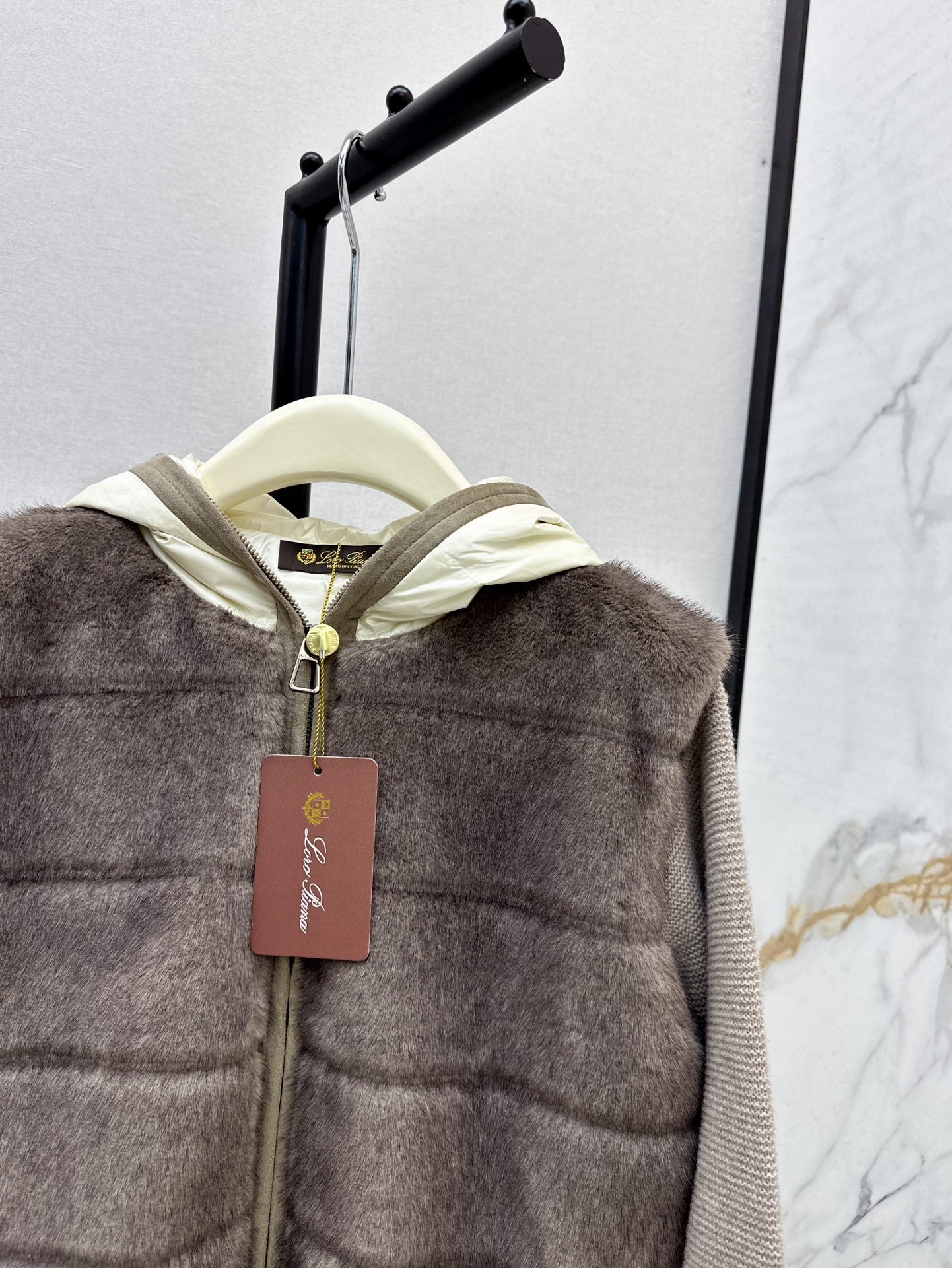 Loro 25fw knitted down jacket