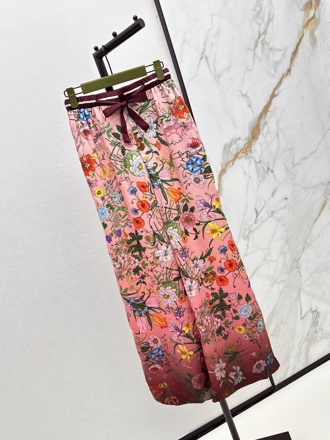 Guc 25fw printed pants