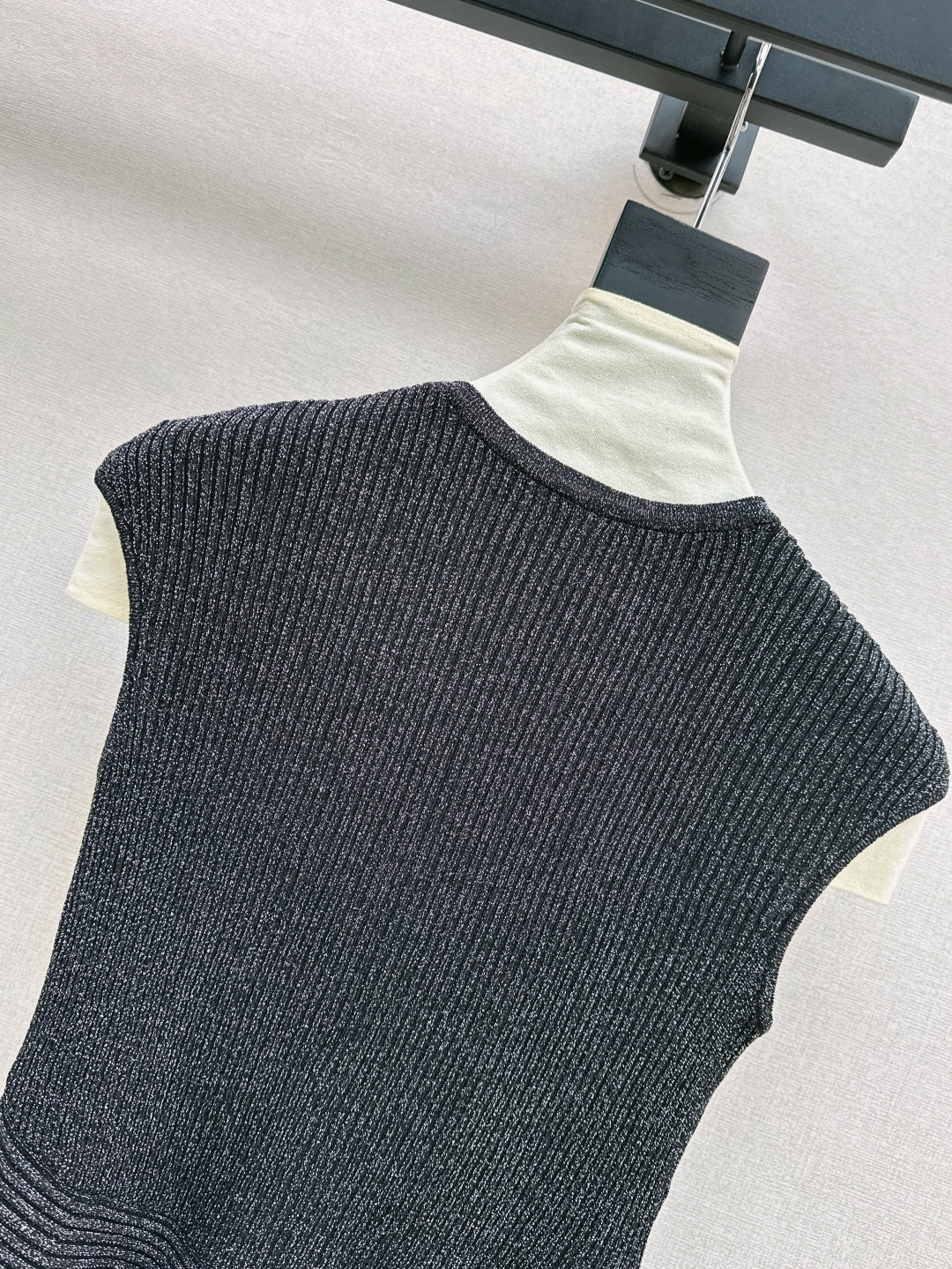 CD 25fw knitted vest