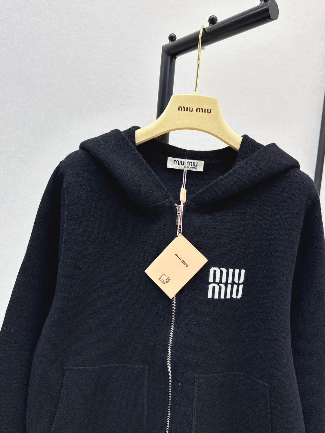 Miu 25fw knitted jacket