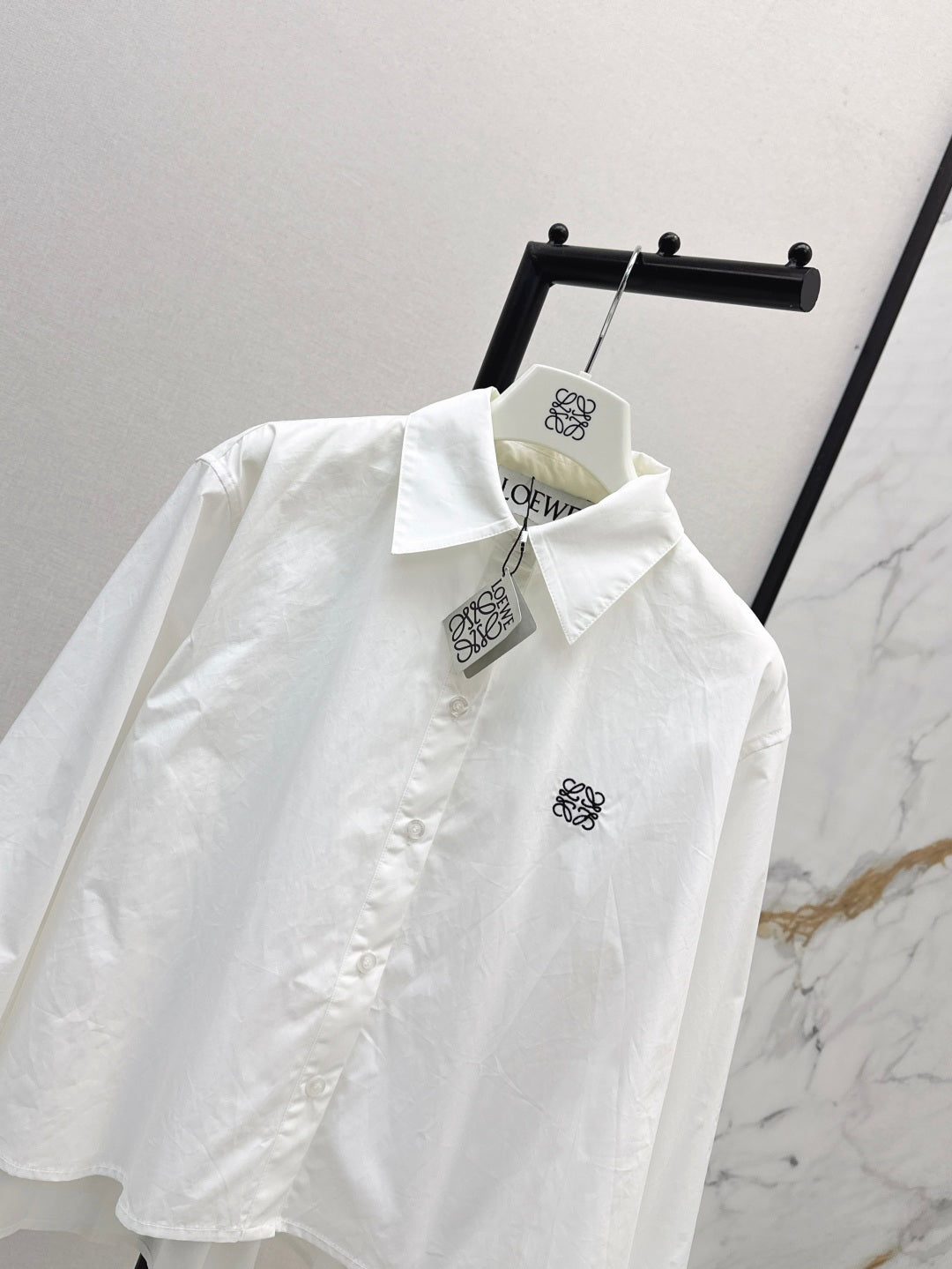Loe 25fw buttons shirt