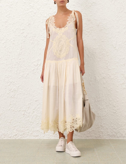 Zimm 25ss embroidered dress