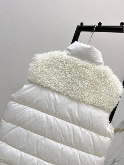Monc 25fw down vest