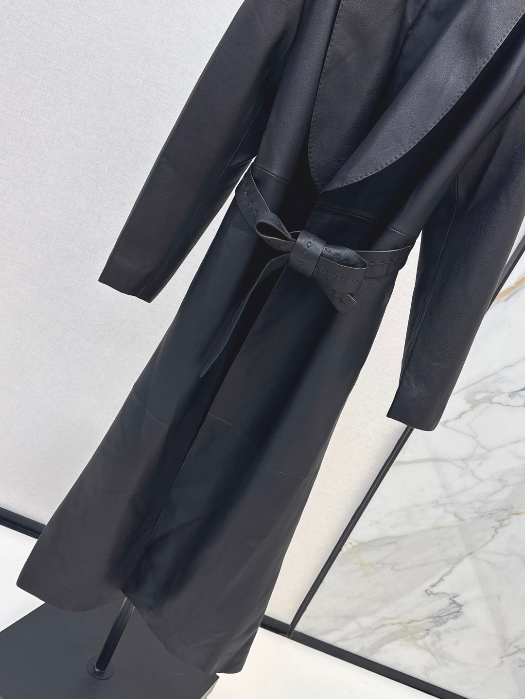 Fend 25fw leather coat