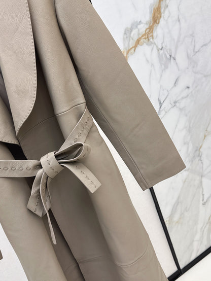 Fend 25fw leather coat