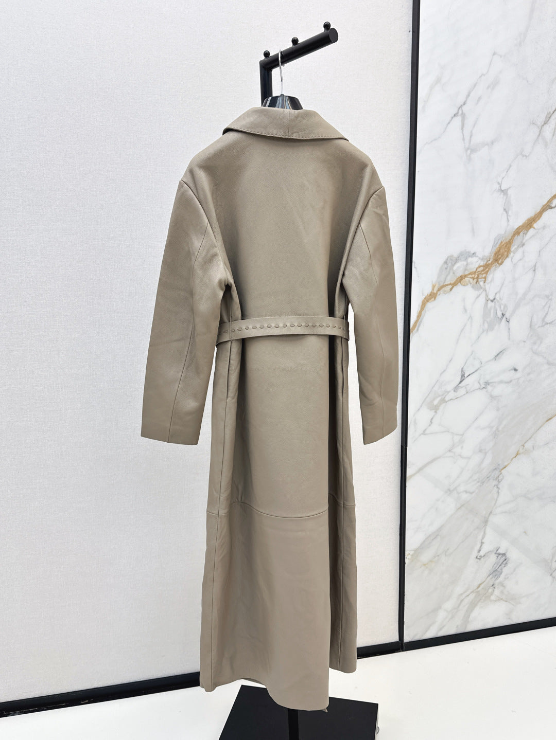 Fend 25fw leather coat