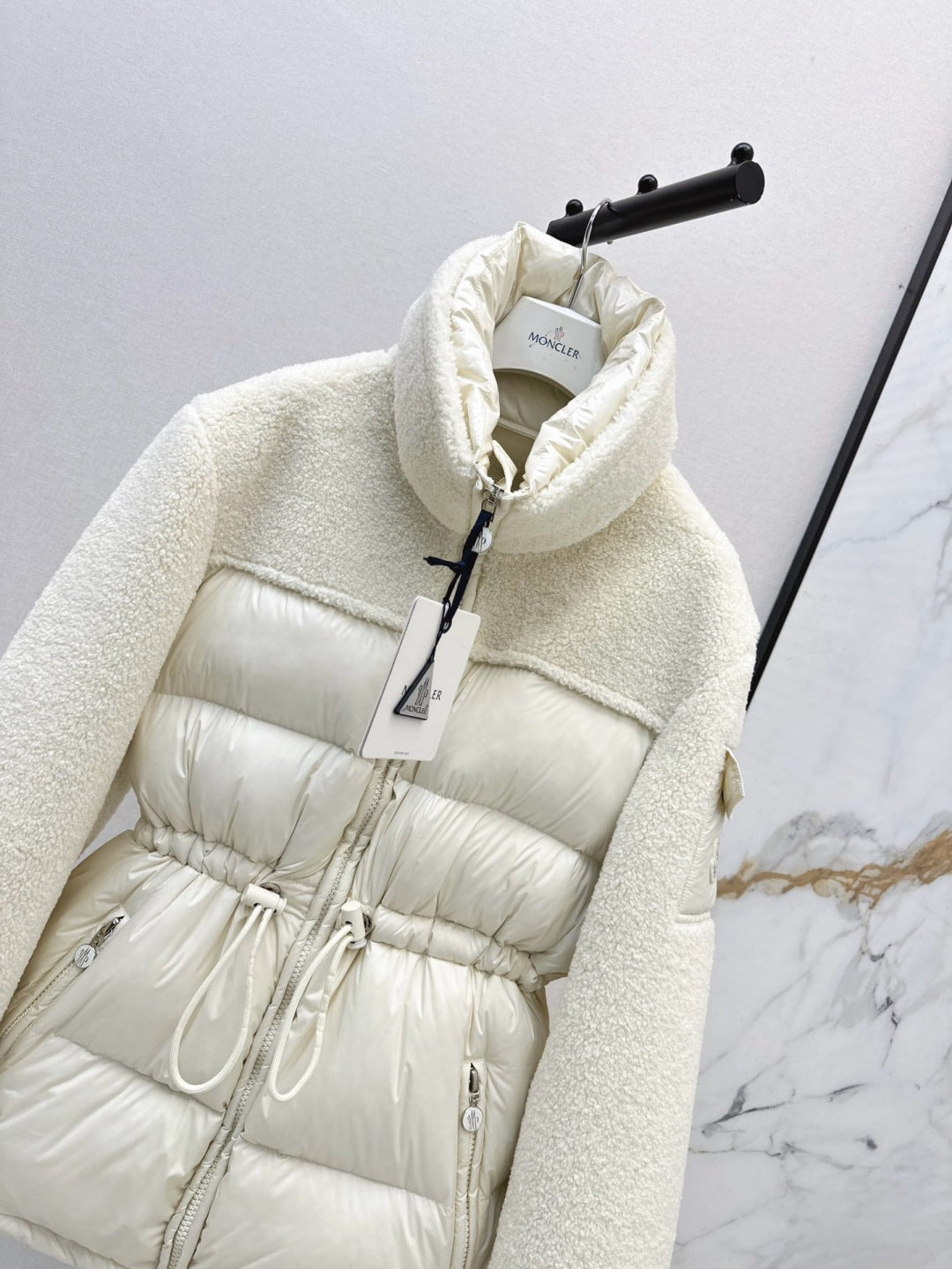 Monc 25fw down jacket