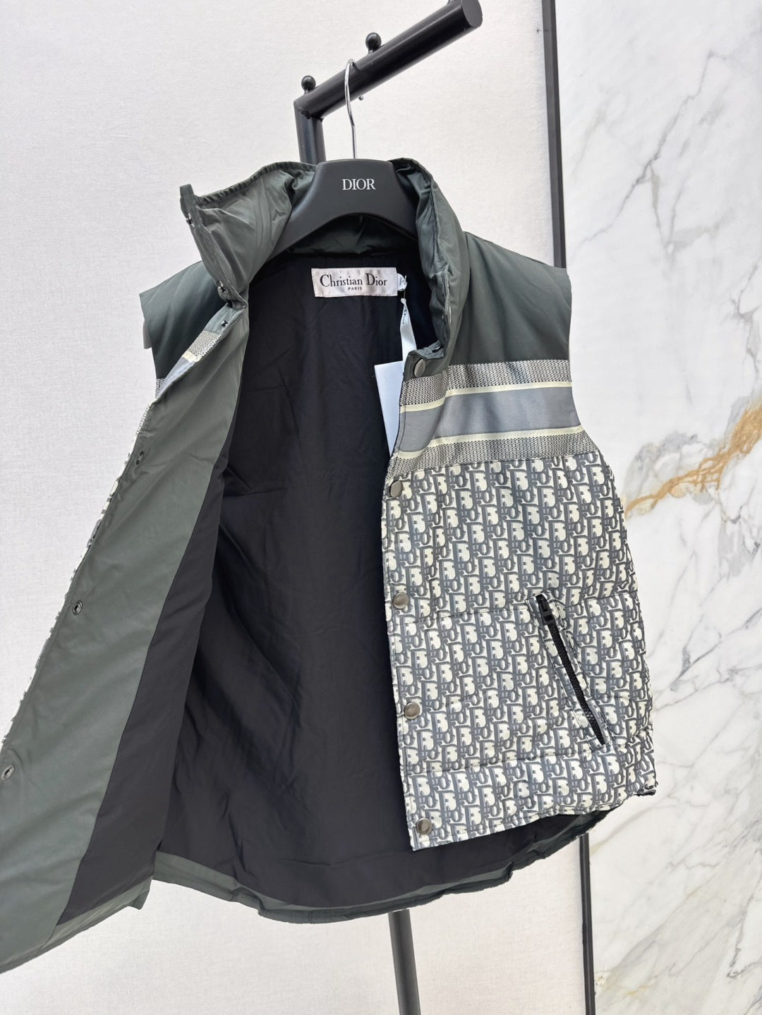 CD 25fw down vest