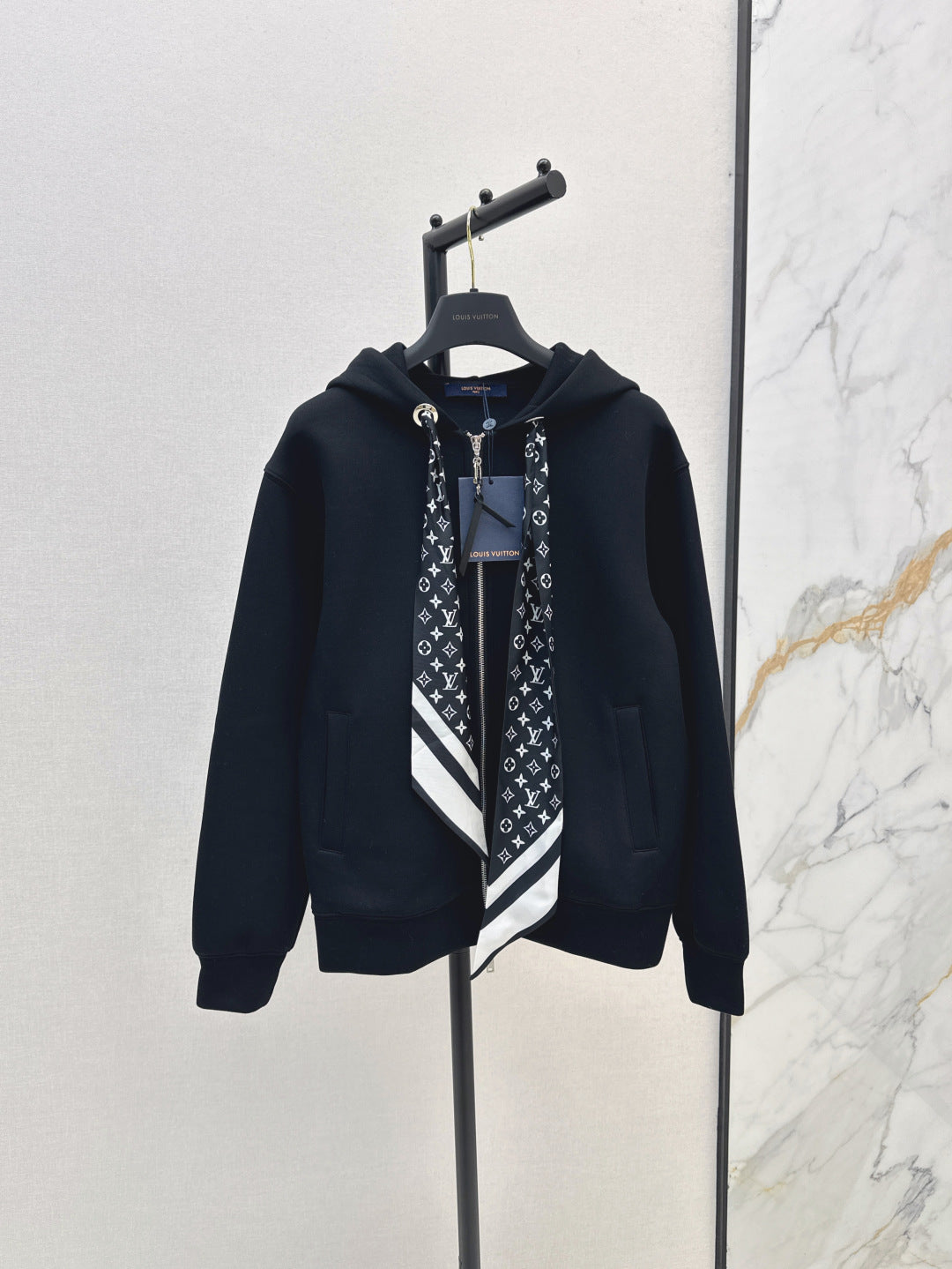 Louis 25fw scarf jacket