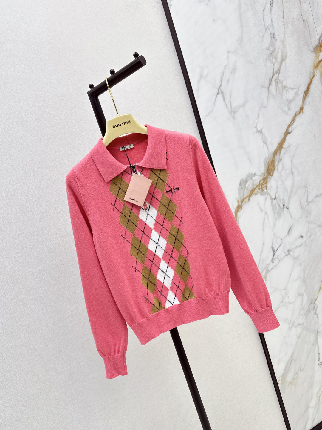 Miu 25fw knitted sweater