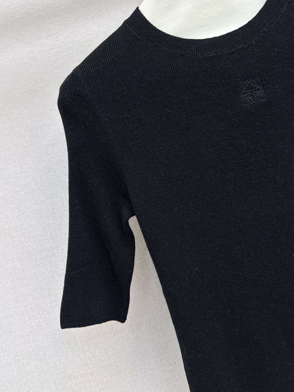 Loe 25fw knitted sweater