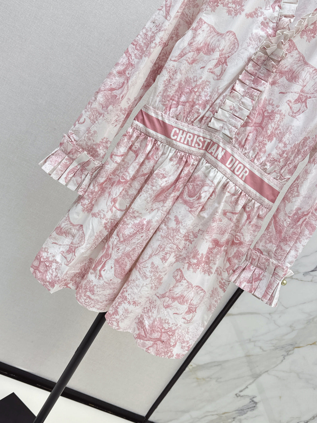 CD 25fw ruffle dress