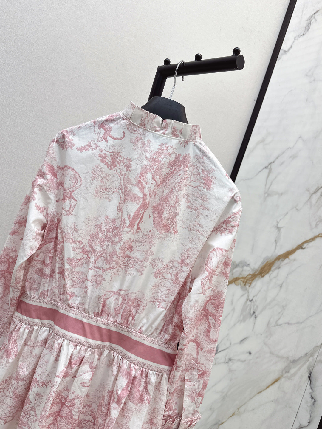 CD 25fw ruffle dress